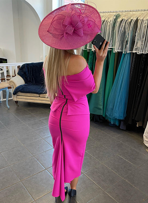 Vestidos para madre de la novia con corte tubo, hombros descubiertos y largo hasta la rodilla