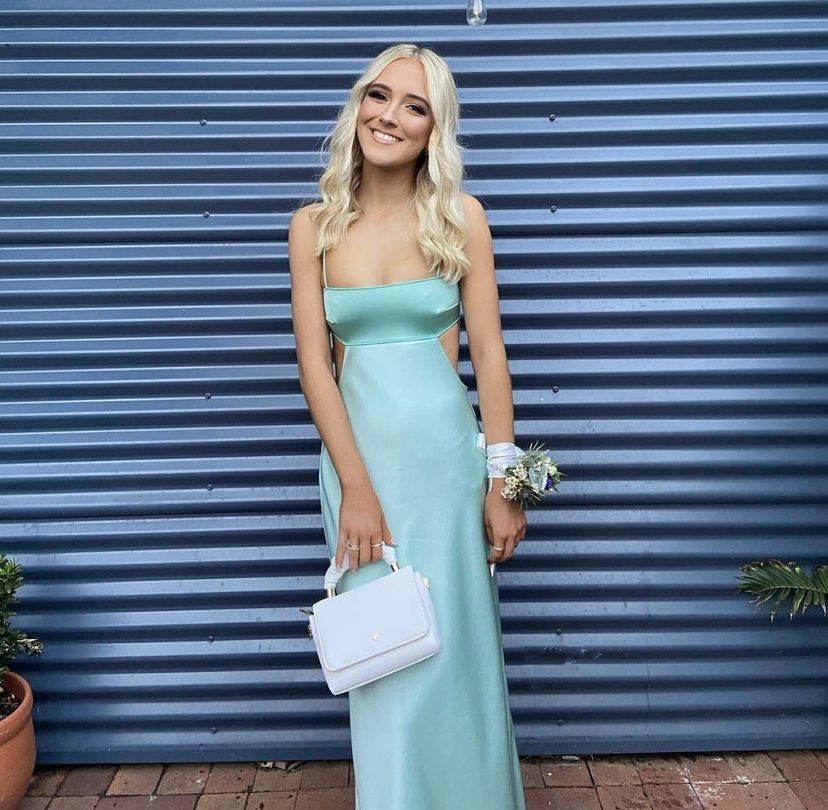 Sexy Cut-out Waist Long Evening Dress Charming Party Gown Y4459