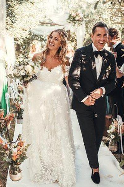 Roycebridal Rustic Ivory Lace Wedding Dresses Off the Shoulder Beach Wedding Dresses,MW490