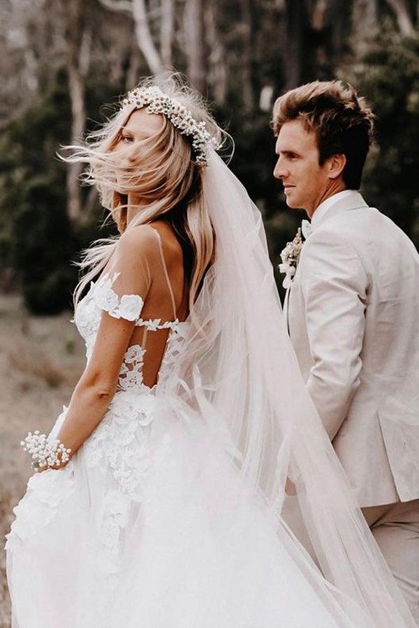 Off the Shoulder Ball Gown White Tulle Wedding Dresses with Applique WD561