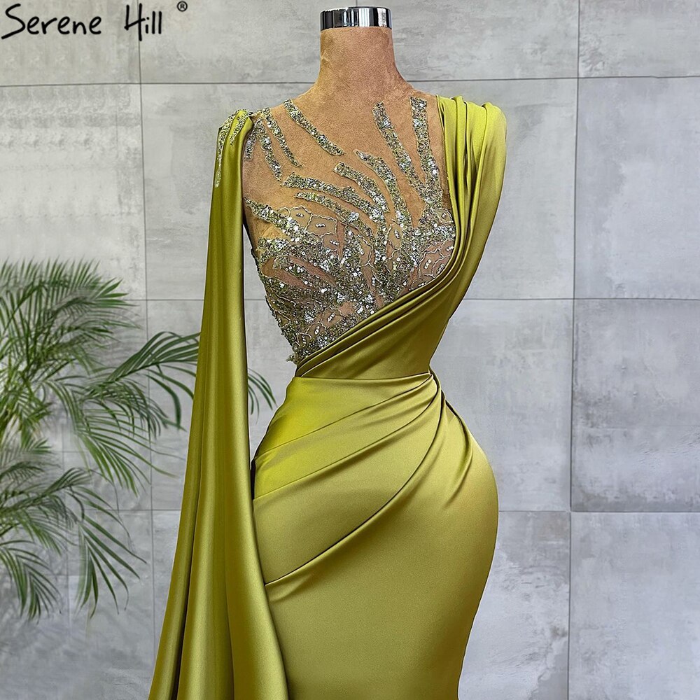 Vestido de noche de satén estilo sirena verde oliva 2025, elegante, con mangas estilo capa y cuentas, para mujer, fiesta LA71283
