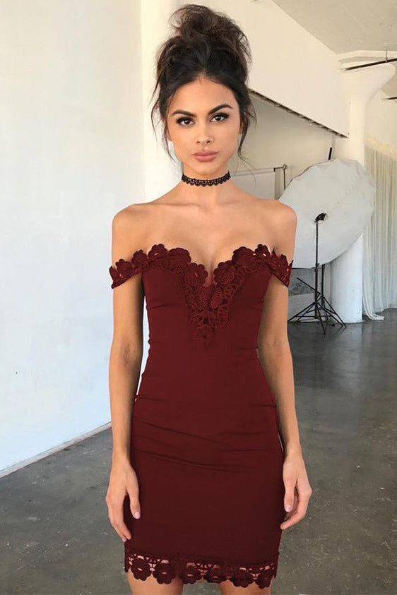 Chic Off The Shoulder Lace Short Homecoming Dresses