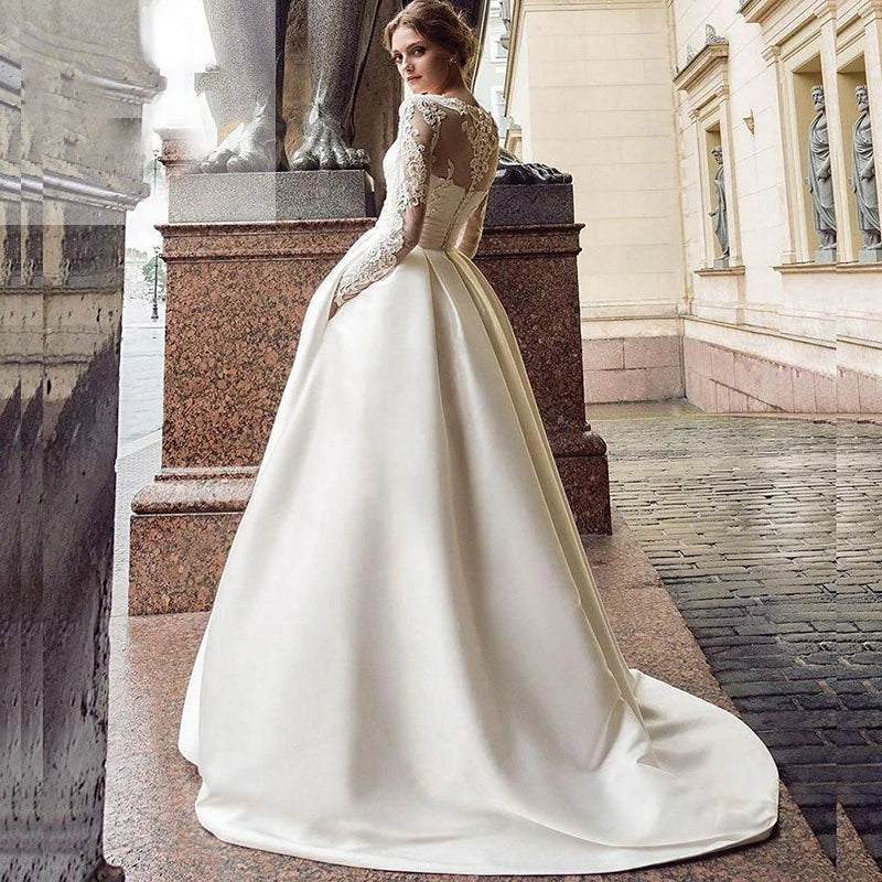 On Zhu Pleat Satin Wedding Dresses 2023 Lace Appliques Sweep Train Long Sleeve Neck Formal Occasion Bridal dress robe de mariée-payinti