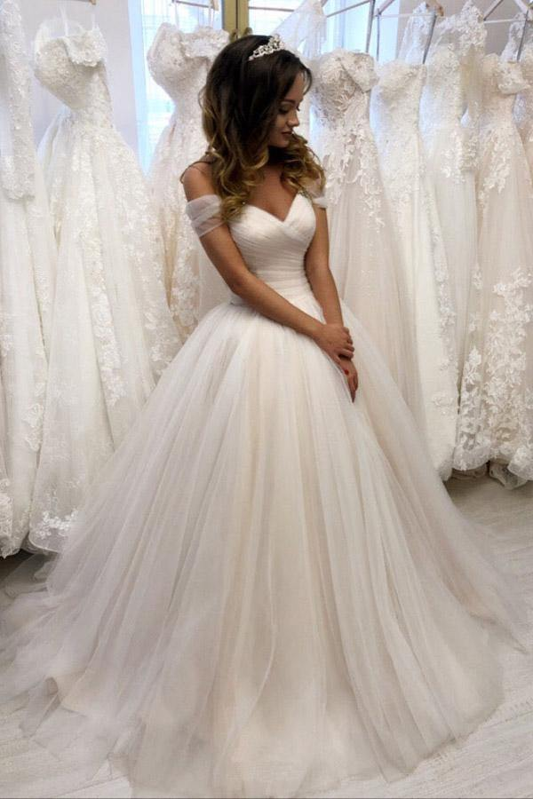 Vestido de novia blanco con escote corazón de tul y hombros descubiertos Y863