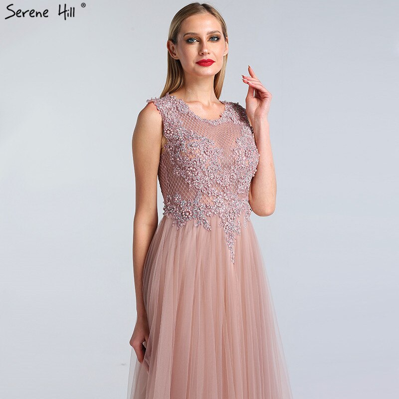 Vestido de noche sexy de tul rosa con escote redondo, perlas y cristales, corte A, sin mangas, 2025 LA60981