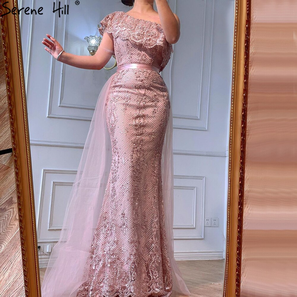 Vestido de noche sexy de sirena con un solo hombro en rosa, encaje, perlas y lentejuelas, elegante vestido formal LA70386