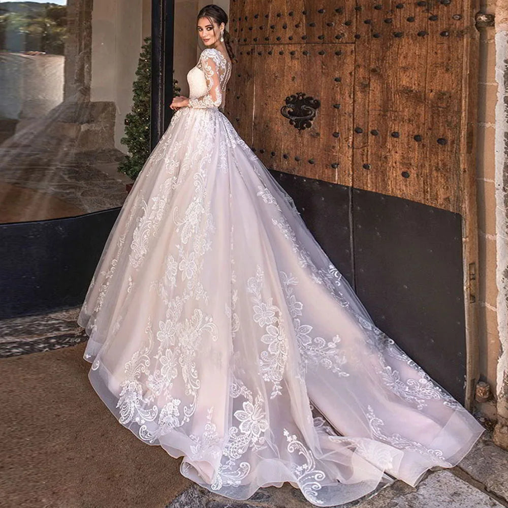 Ramanda Exquisite Lace Appliques Ball Gown Long Sleeves Wedding Dress For Bride Buttons Illusion Back Court Train Bridal Gown-payinti