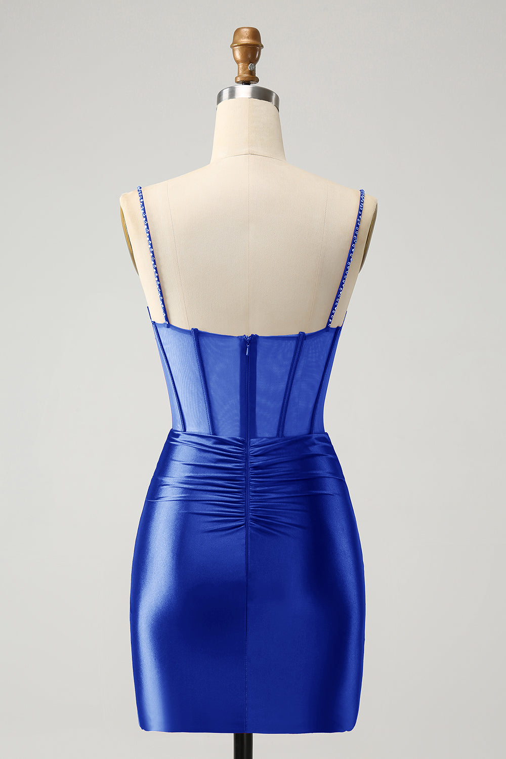 Vestido corto elegante de fiesta con corsé plisado y ajustado en color fucsia con cuentas