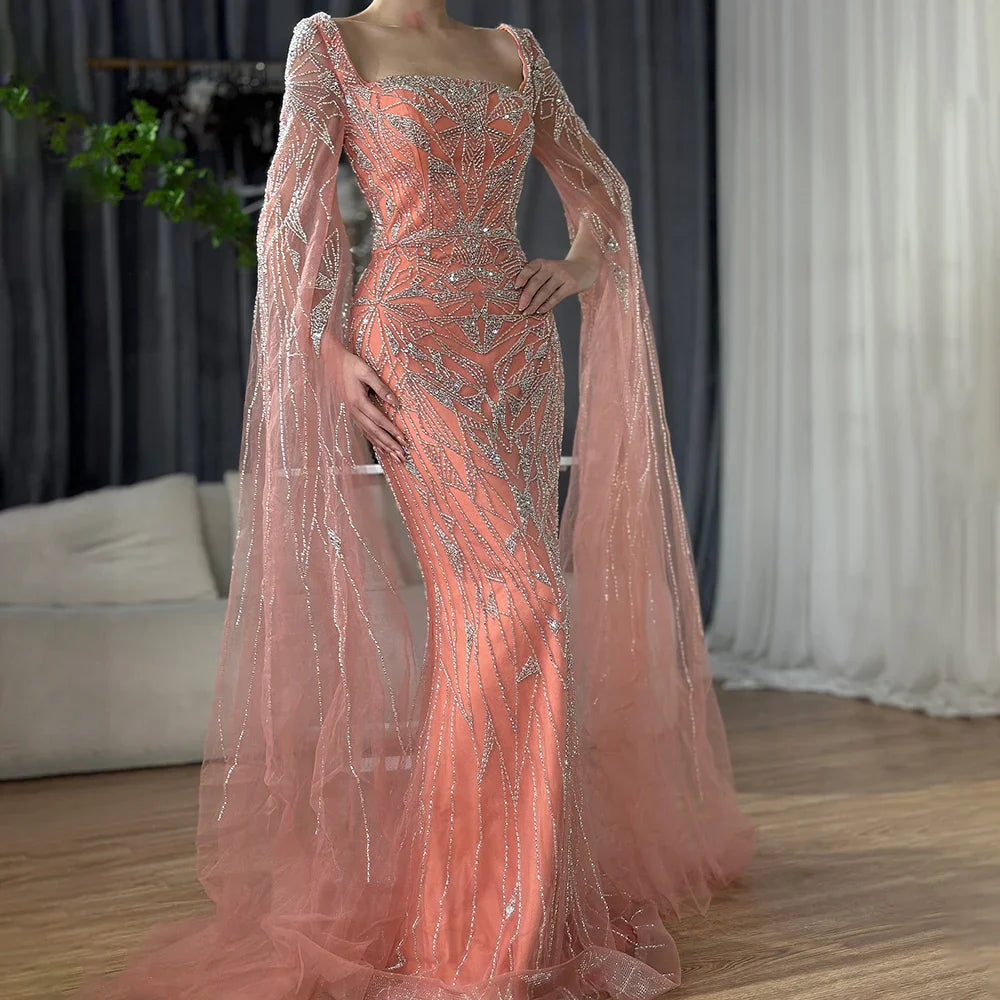 Vestidos de noche de lujo en rosa nude con mangas estilo capa LA72261