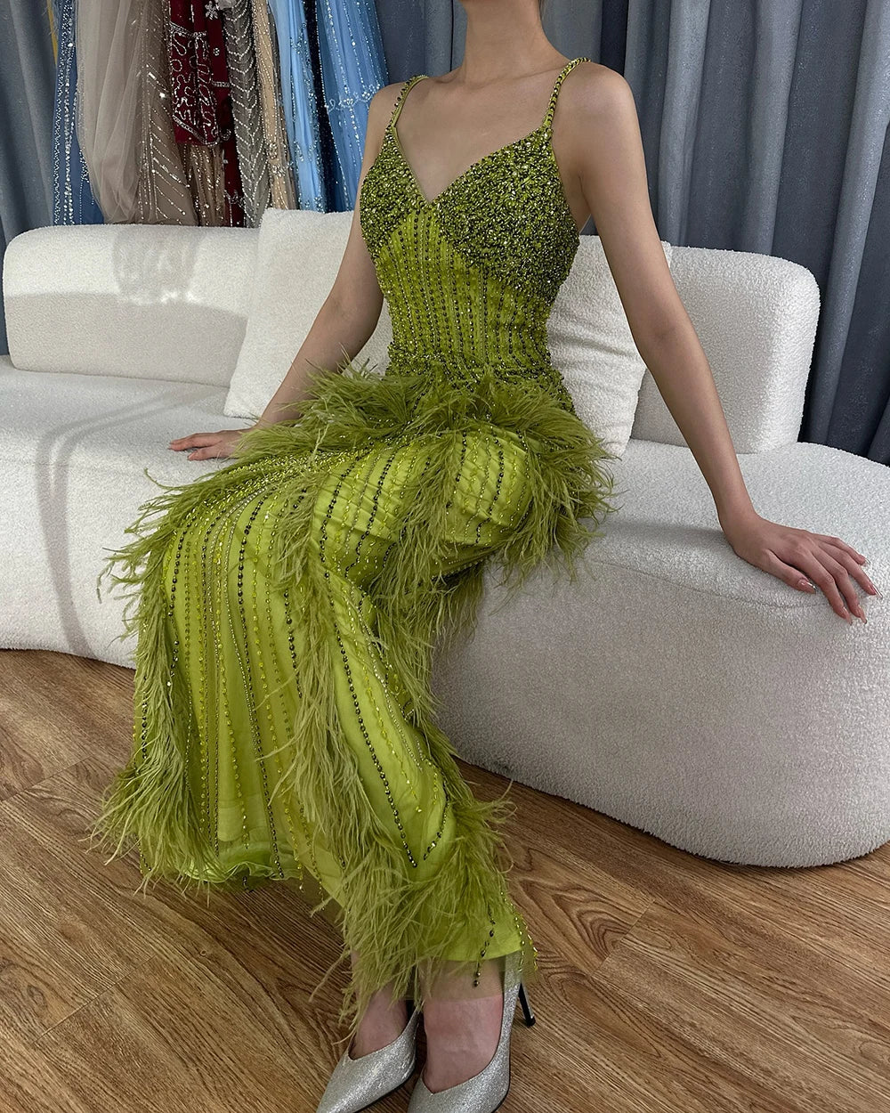 En oferta, sin devolución ni reembolso, vestido de noche de sirena con plumas de color verde amarillo, con cuentas y largo hasta el tobillo, vestidos de fiesta 2025 para mujer LA72055
