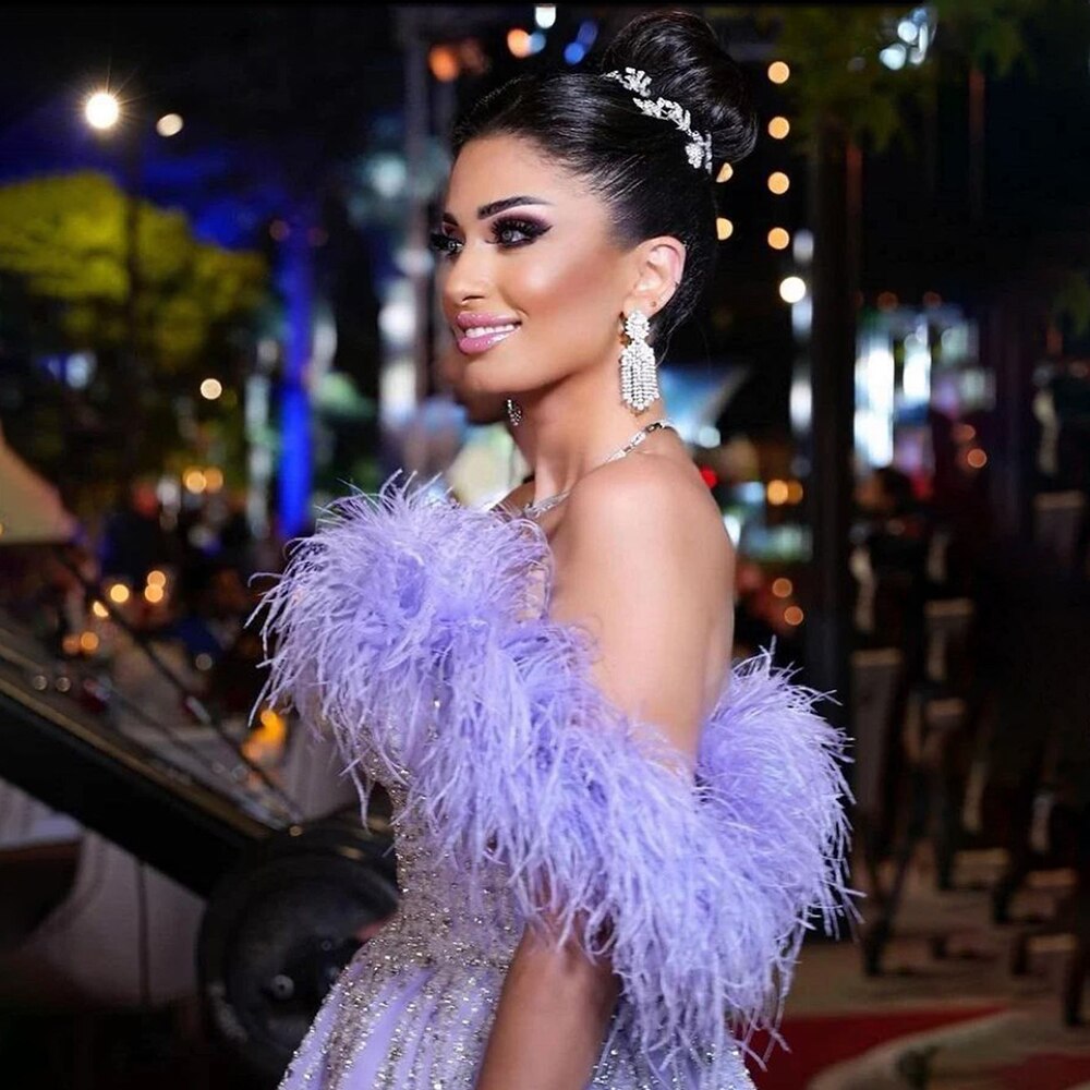 Sexy Off Schulter EINE Linie Feder Perlen Luxus Abendkleider Kleider Für Frauen Arabisch Party 2025 LA71844