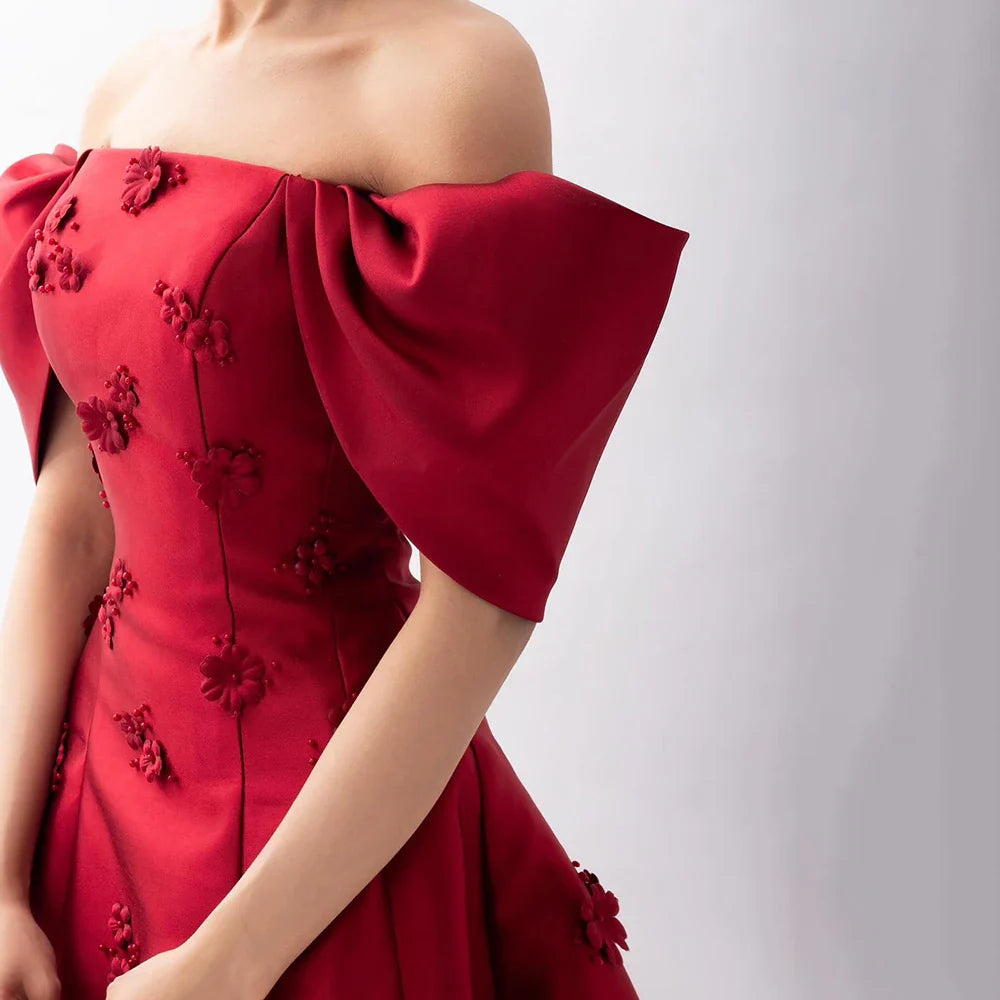 Elegantes schulterfreies rotes Abendkleid mit 3D-Blumen LA72778