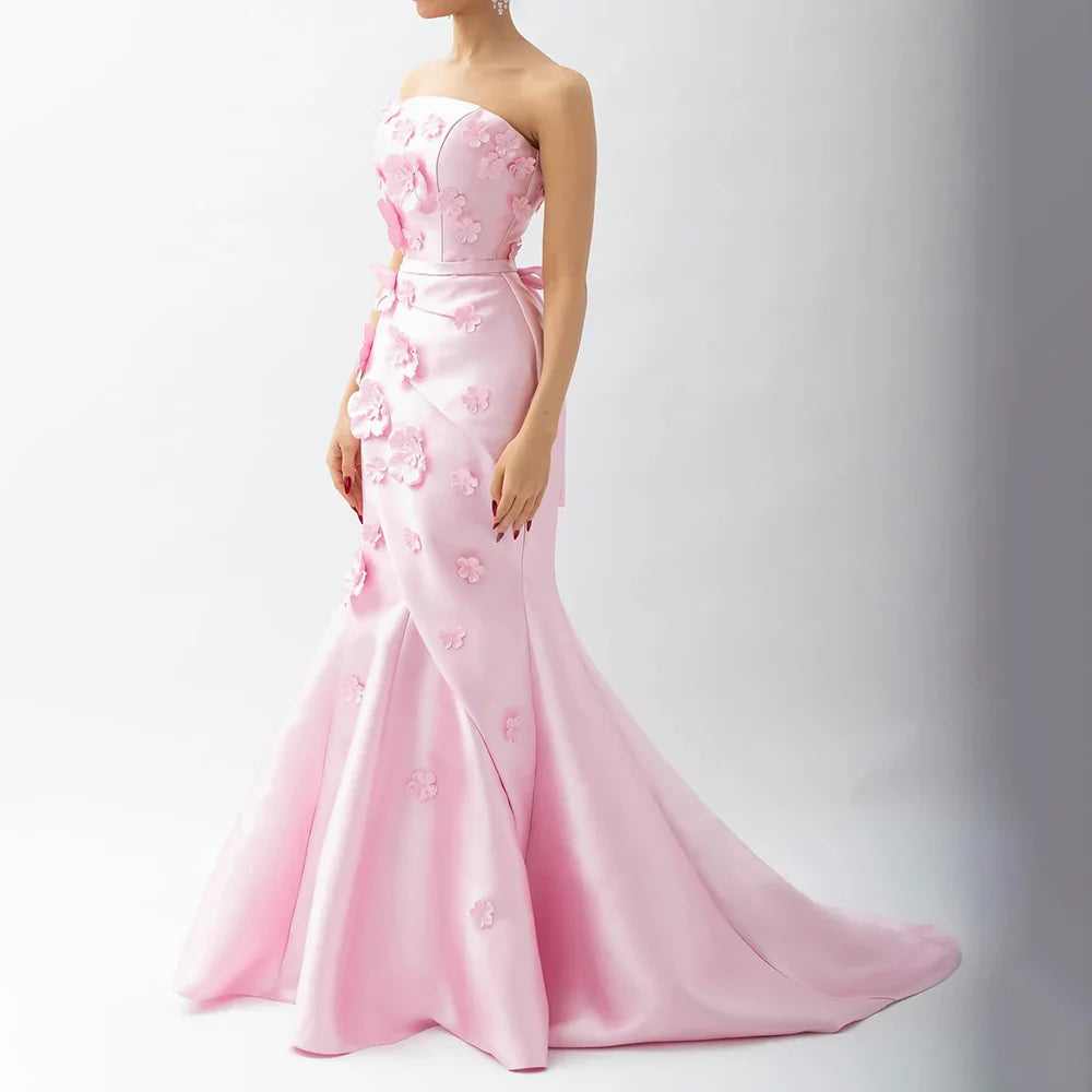 Vestido de noche estilo sirena con flores 3D rosas y sobrefalda desmontable LA72740