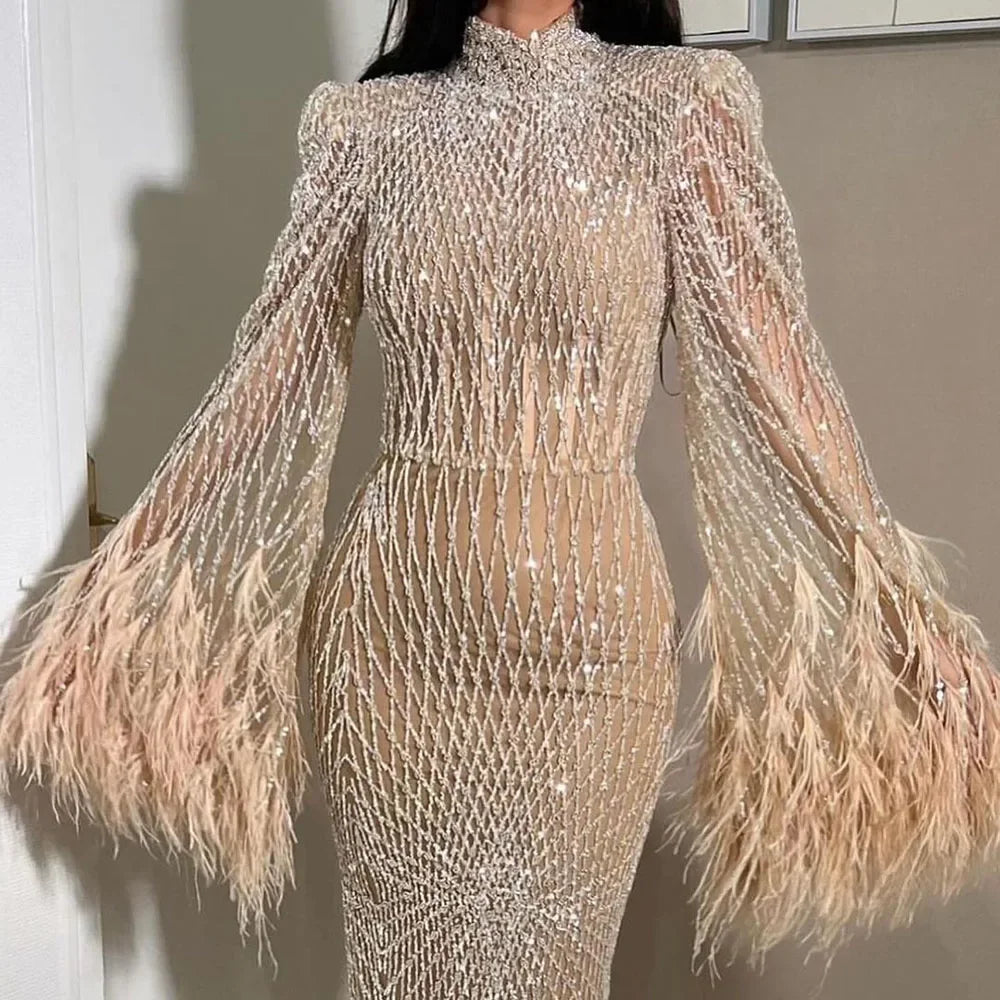 Luxus Dubai Federn Nude Abendkleider Lange Ärmel LA72394
