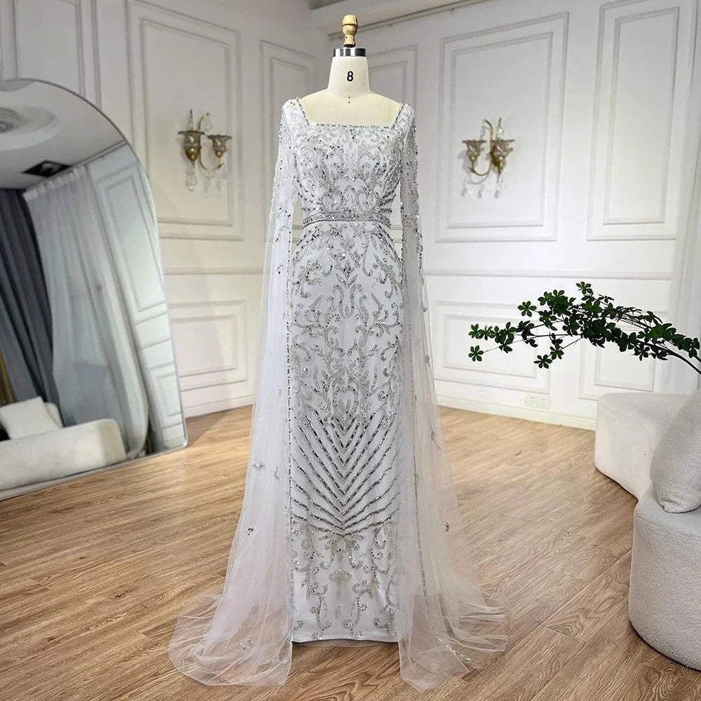 Luxuriöses arabisches türkisfarbenes Abendkleid mit Cape-Ärmeln LA72400