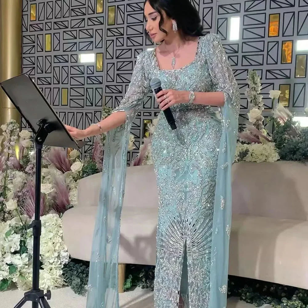 Luxuriöses arabisches türkisfarbenes Abendkleid mit Cape-Ärmeln LA72400