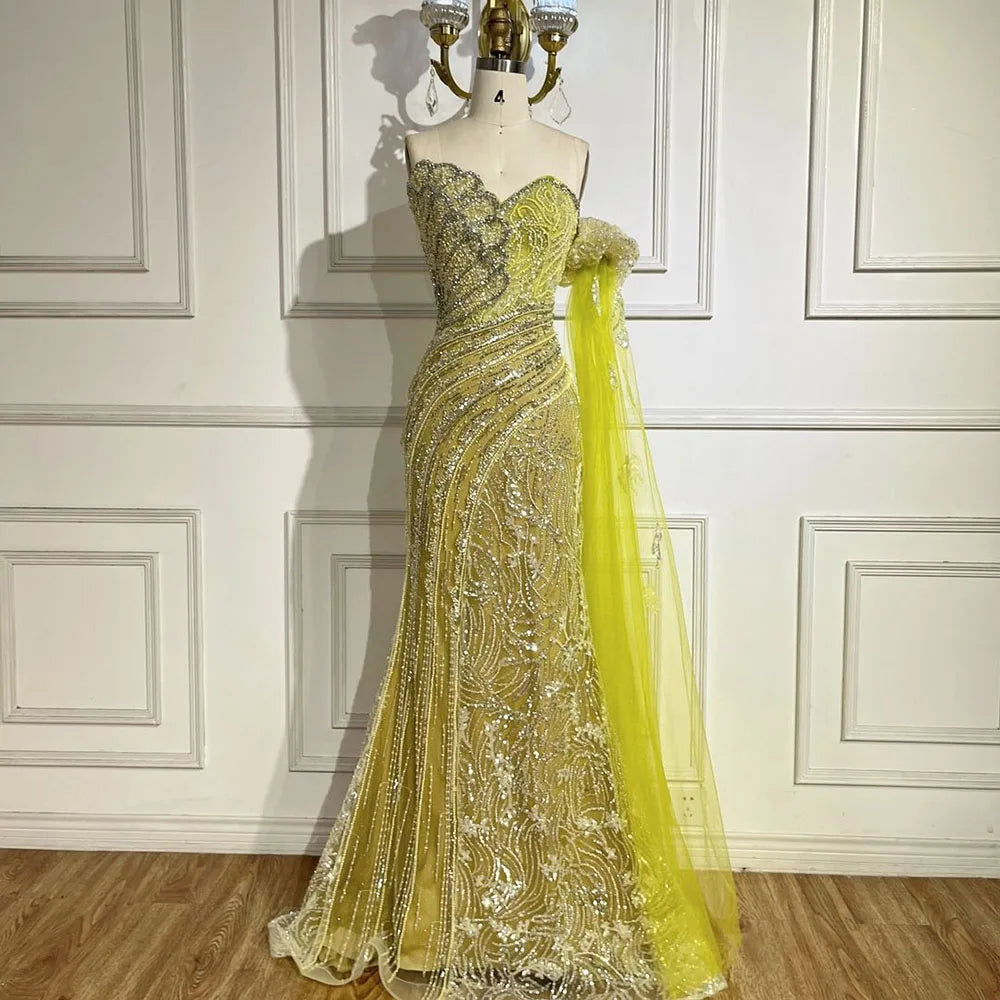 Vestido de noche verde sirena con un hombro al descubierto y mangas estilo capa para ocasiones formales LA72600 2025