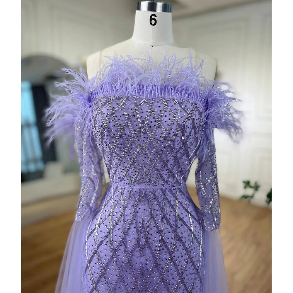 Vestidos de noche elegantes de sirena sin tirantes con plumas turquesas y cuentas de Dubái 2025 para mujer, fiesta de bodas LA72169