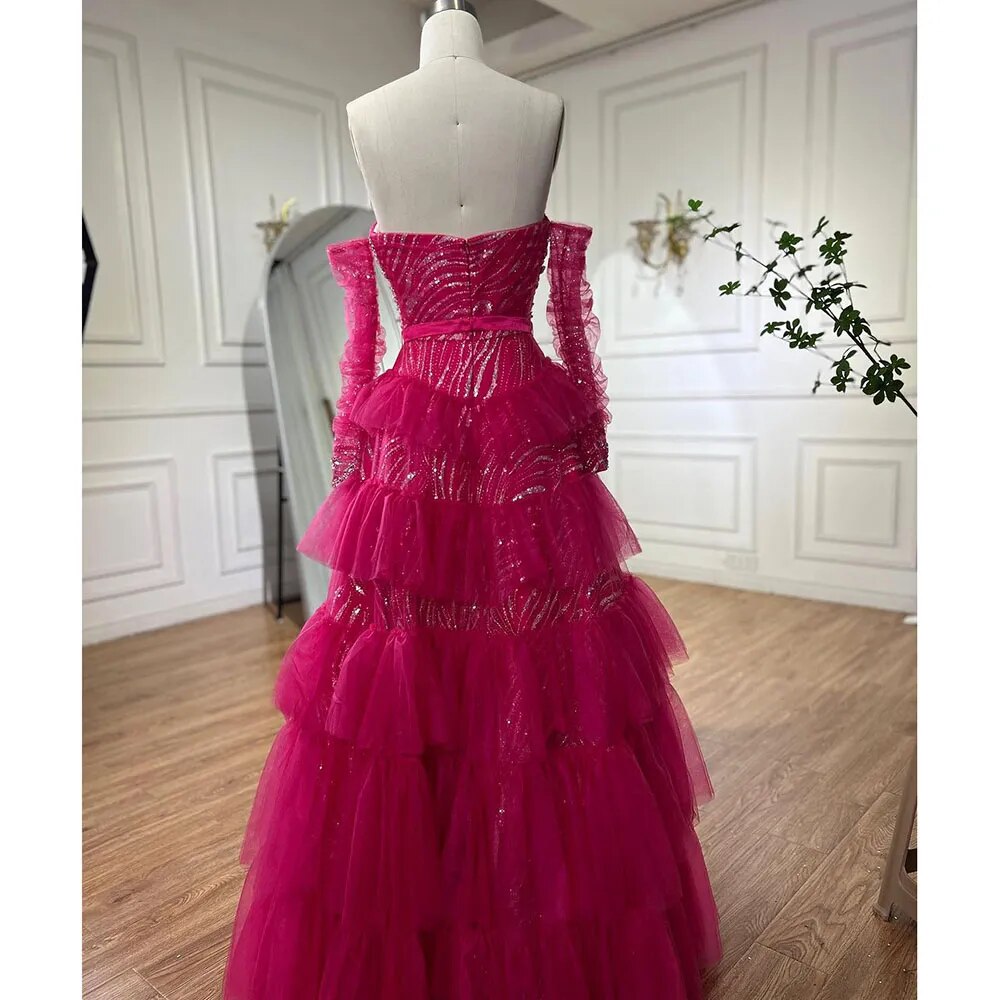 Elegante vestido de noche fucsia de corte A con escote corazón y hombros descubiertos, con cuentas y capas, para mujer, para fiesta 2025 LA72035