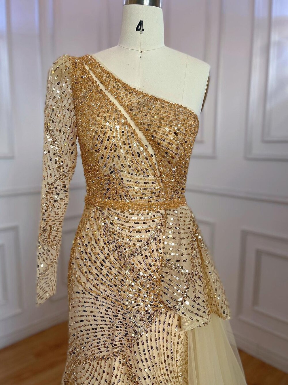 Vestido de noche elegante de sirena dorado, sexy, con un hombro al descubierto y abertura alta, con cuentas, de lujo, para mujer, fiesta 2025 LA71890