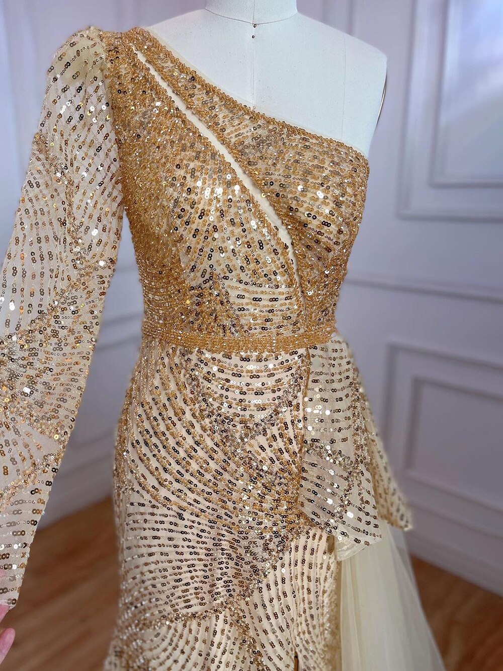Vestido de noche elegante de sirena dorado, sexy, con un hombro al descubierto y abertura alta, con cuentas, de lujo, para mujer, fiesta 2025 LA71890
