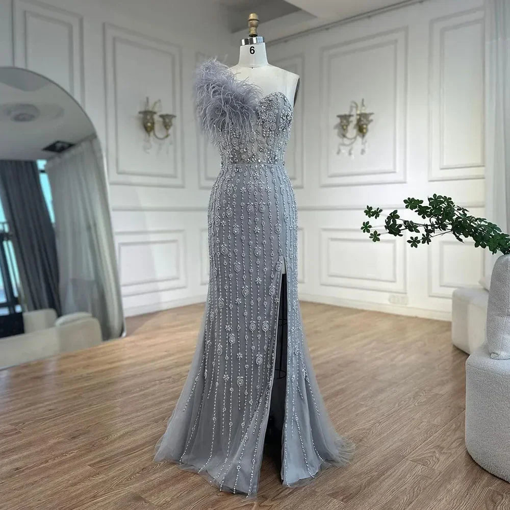 Vestido de noche de lujo con escote sirena gris, un hombro, abertura alta, cuentas y plumas, para mujer, fiesta 2025 LA72347