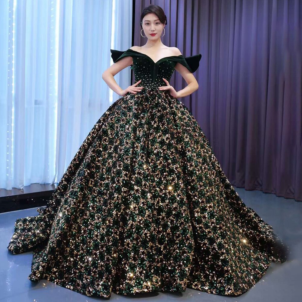 Vestido de novia verde sexy con hombros descubiertos, de lujo, con lentejuelas brillantes y cuentas, 2025, de alta gama, hecho a medida, HM67477