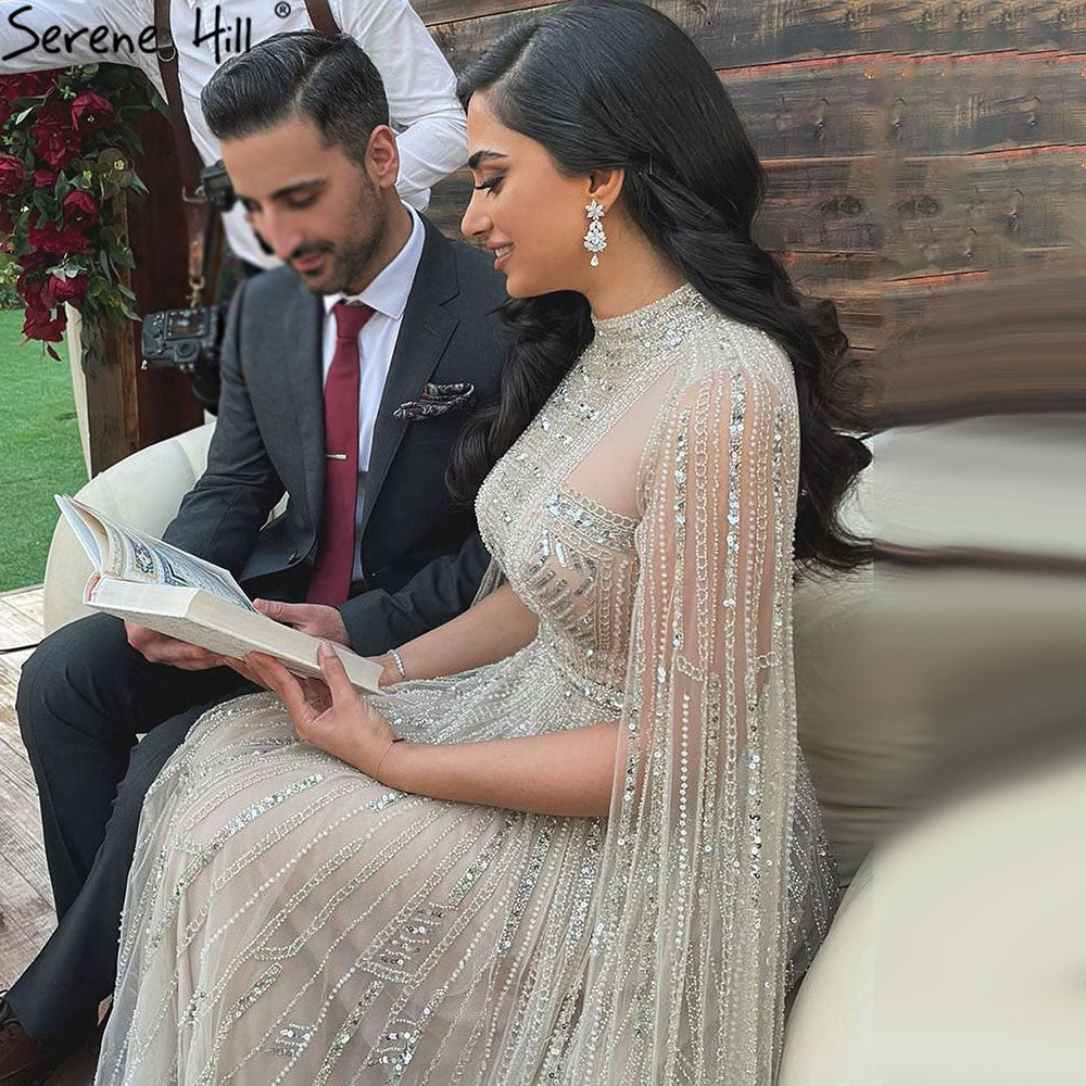 Graues Nude-Arabisches Abendkleid mit Cape-Ärmeln LA71047