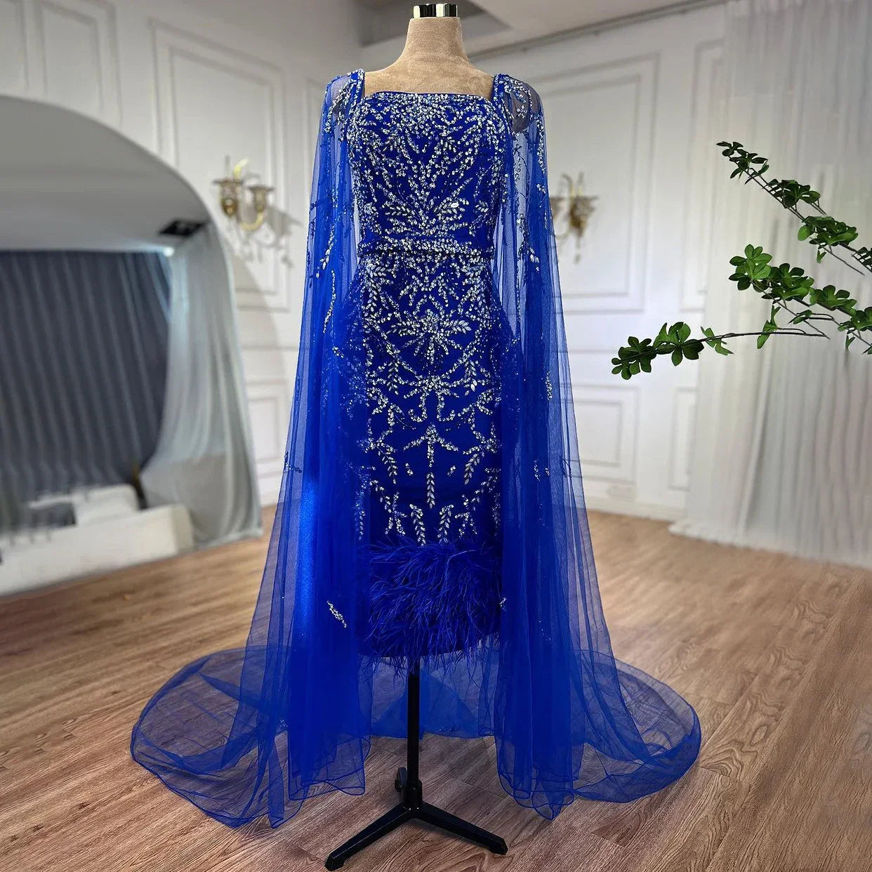 Lilafarbenes, knöchellanges, luxus Abendkleid mit Perlen und Cape im Meerjungfrauen-Stil LA71841