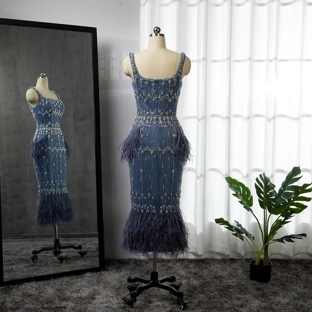 Luxuriöses arabisches Midi-Abendkleid mit Kristallfedern und blauer Spitze LA71492A