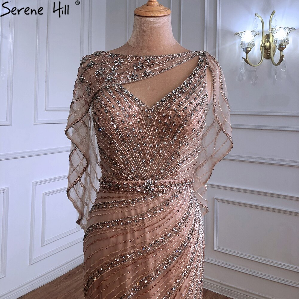 Luxuriöses Champagner-Dubai-Meerjungfrauen-Abendkleid mit Cape LA70910
