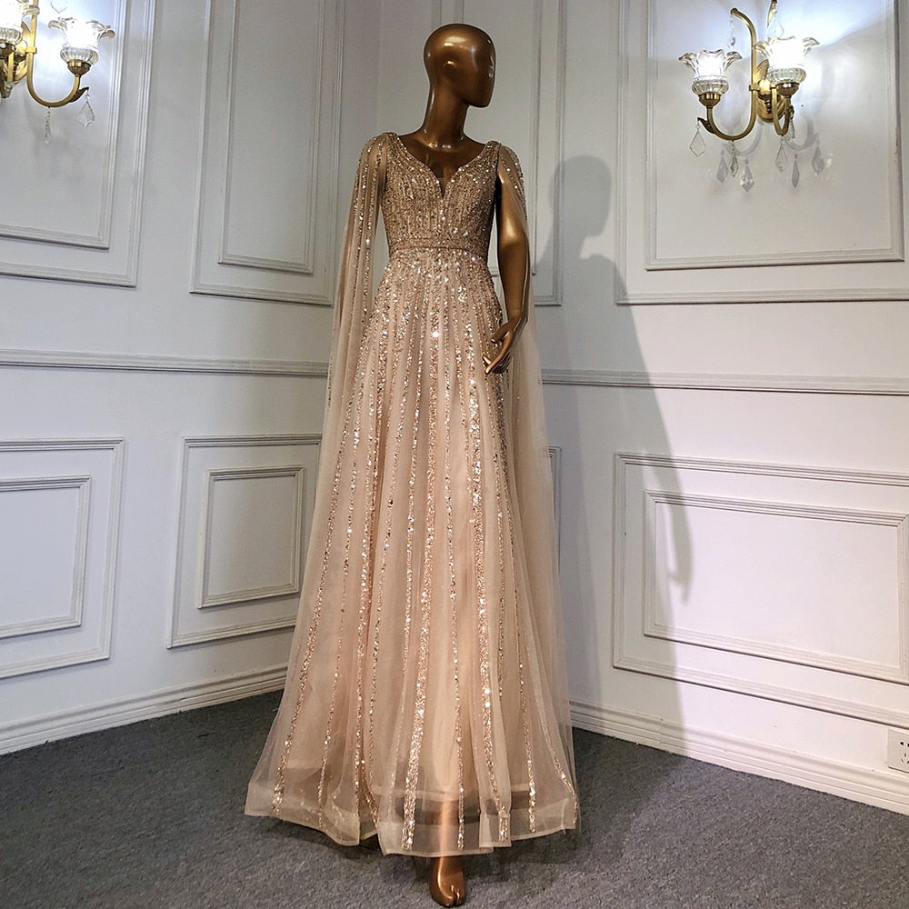 Luxuriöses hautfarbenes Dubai-Abendkleid mit Cape-Ärmeln LA71567