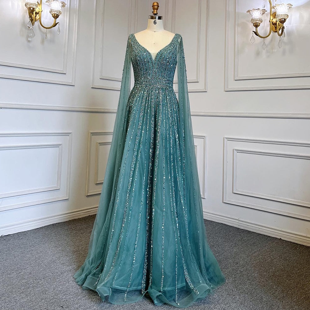 Luxuriöses hautfarbenes Dubai-Abendkleid mit Cape-Ärmeln LA71567