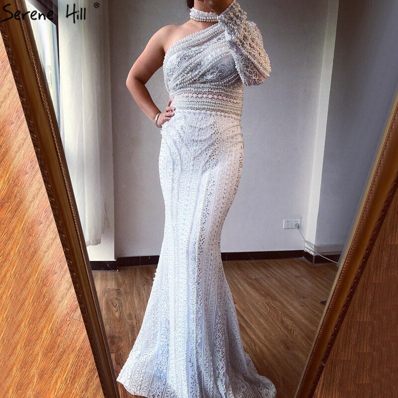 White High Collar One Shoulder 2025 Pearls Lace Party Wear Luxury Mermaid Evening Formal Dresses For Women LA70462