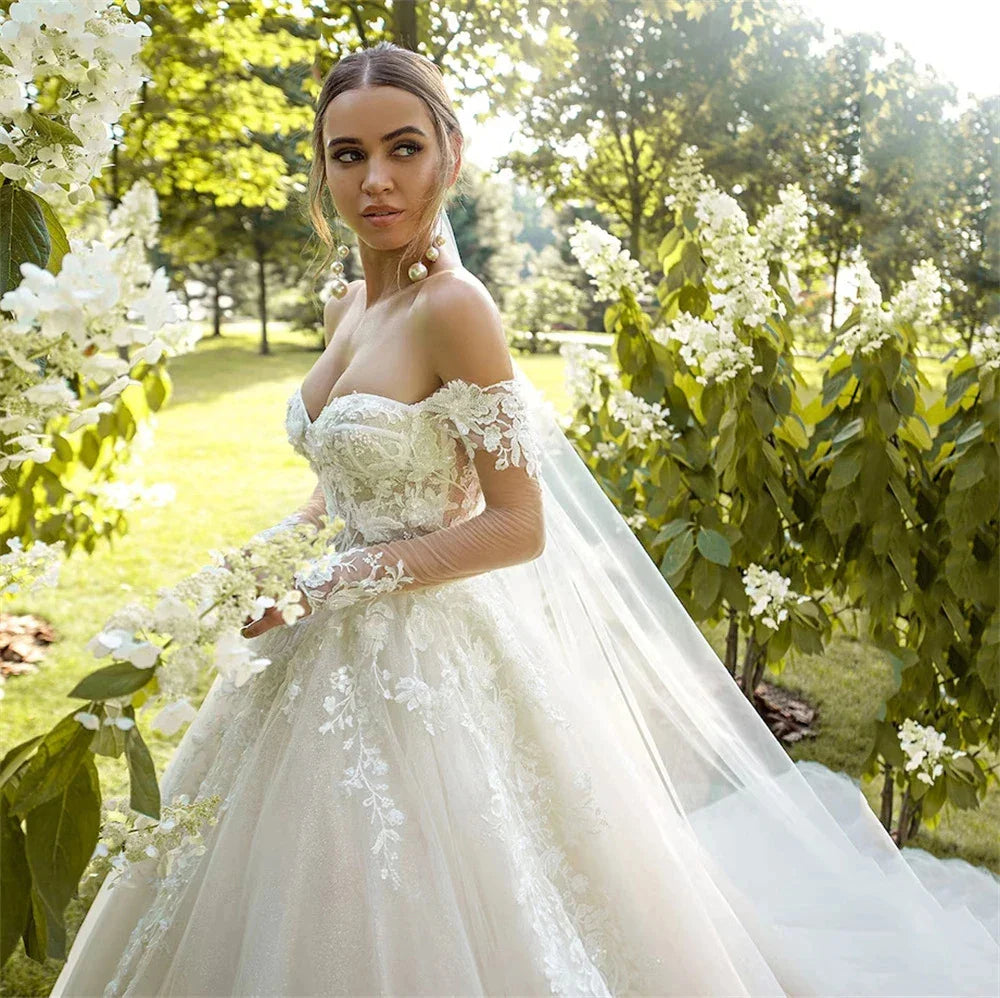 Sexy Off Shoulder Pretty Backless Mopping Wedding Dresses Fascinating Elegant Spaghetti Straps Boho Lace Applique Bride Gown-payinti