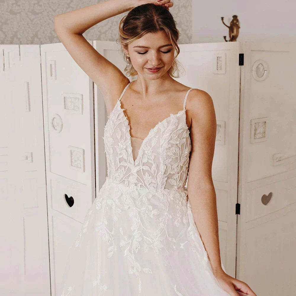 Sexy Off Shoulder Sleeveless Mopping Wedding Dresses Spaghetti Straps V-Neck Simple White Backless Pleat Princess Bride Gowns-payinti