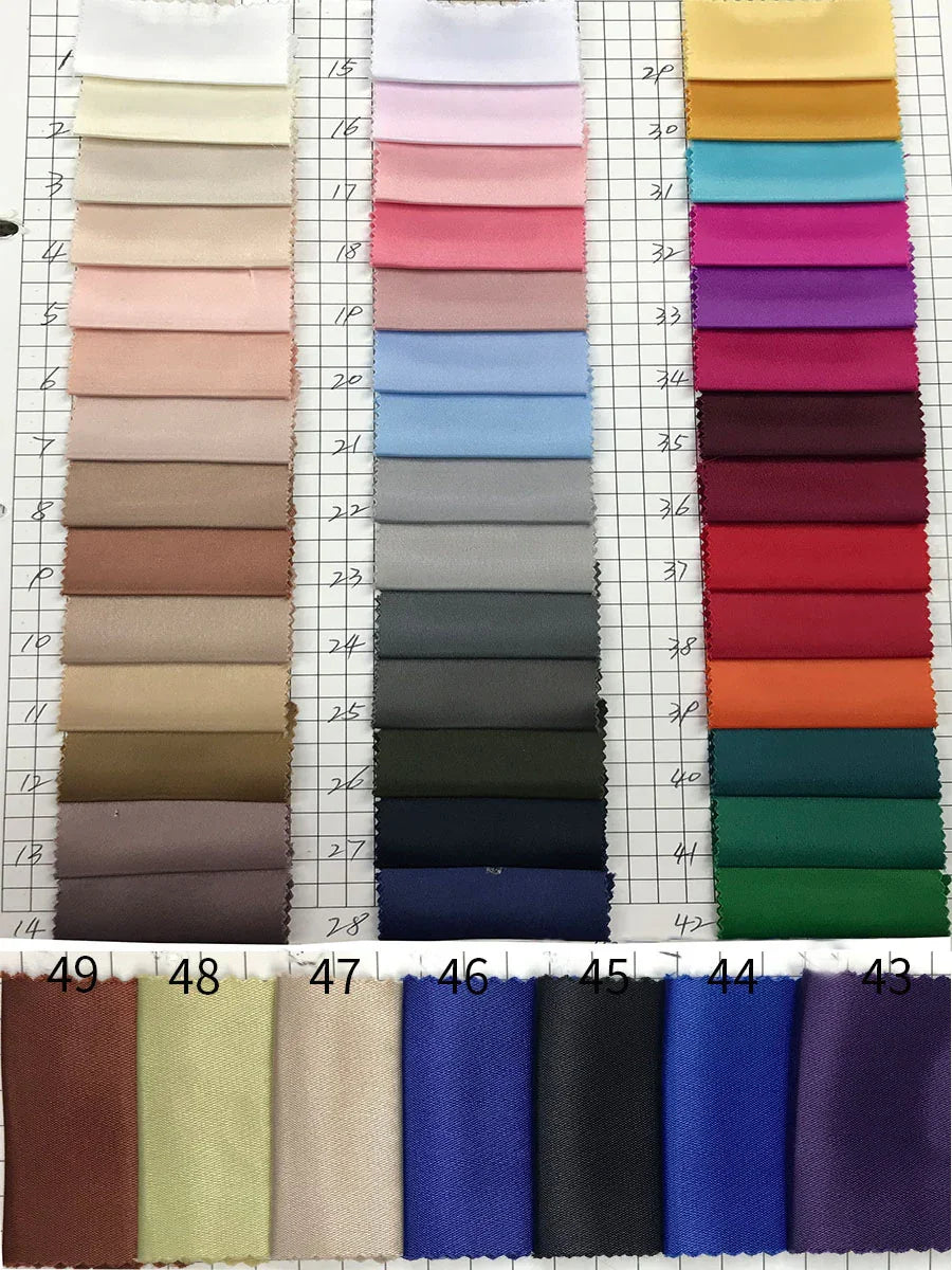 Dehnbares Umstandskleid aus Satin im Meerjungfrauenstil für Fotoshootings, Outfit für Schwangere, SY230734