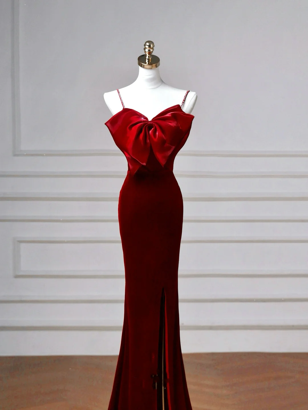 Vestido de noche largo de sirena con abertura en terciopelo burdeos Y8603