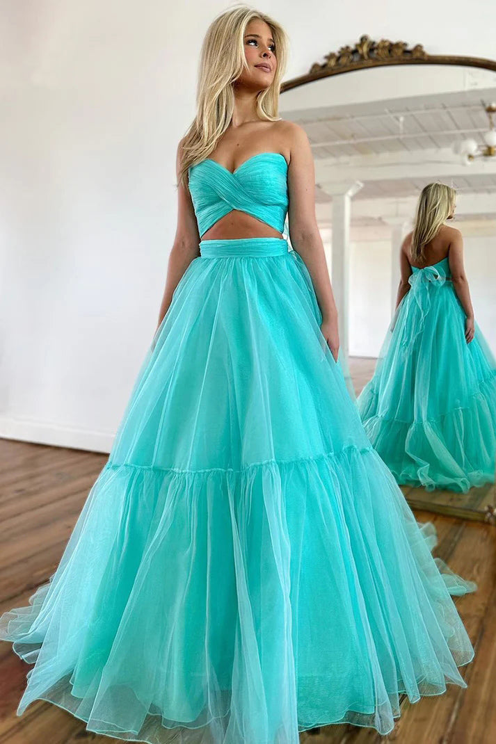 Vestido largo formal de tul verde menta con hombros descubiertos y corte A PSK452