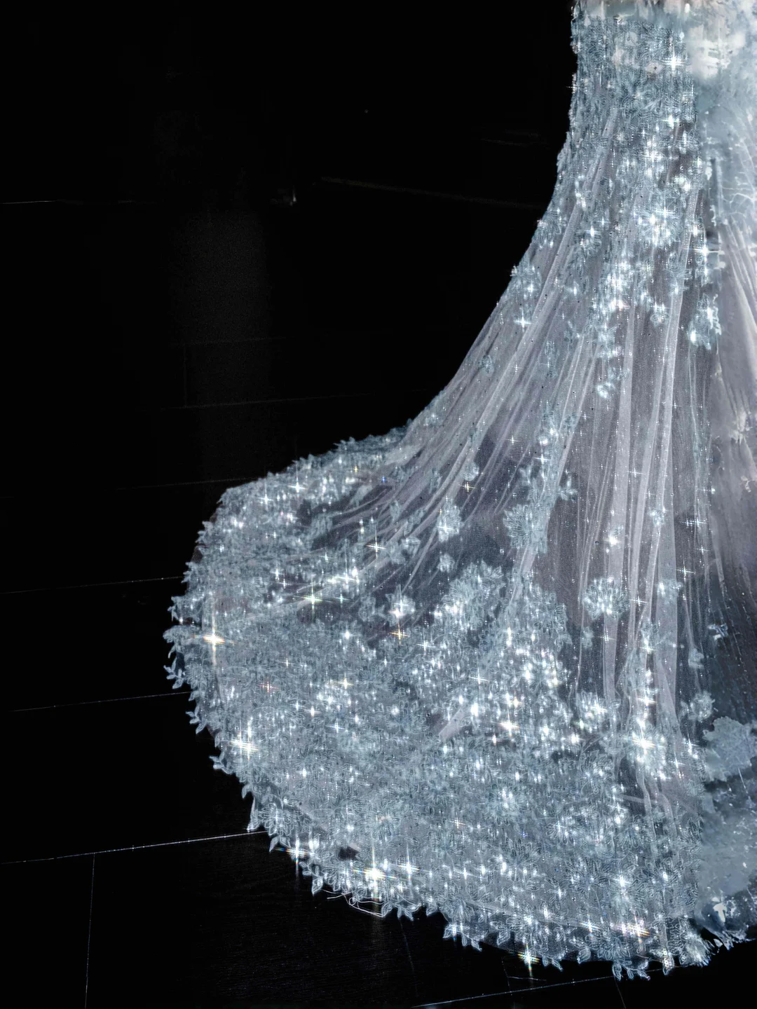 Vestido de noche largo de sirena con apliques de lentejuelas y tul azul sueño Y8673