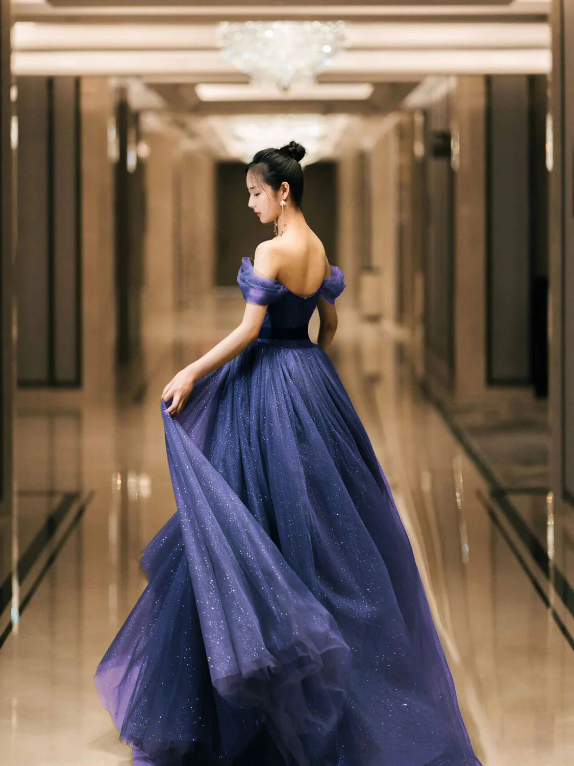 Einfaches langes Ballkleid aus grünem Tüll, Abendkleid aus grünem Tüll Y1554