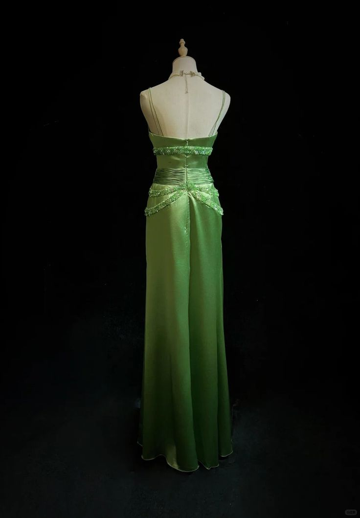 Vestido de noche elegante de satén con tirantes finos y cuentas en verde menta Y8555