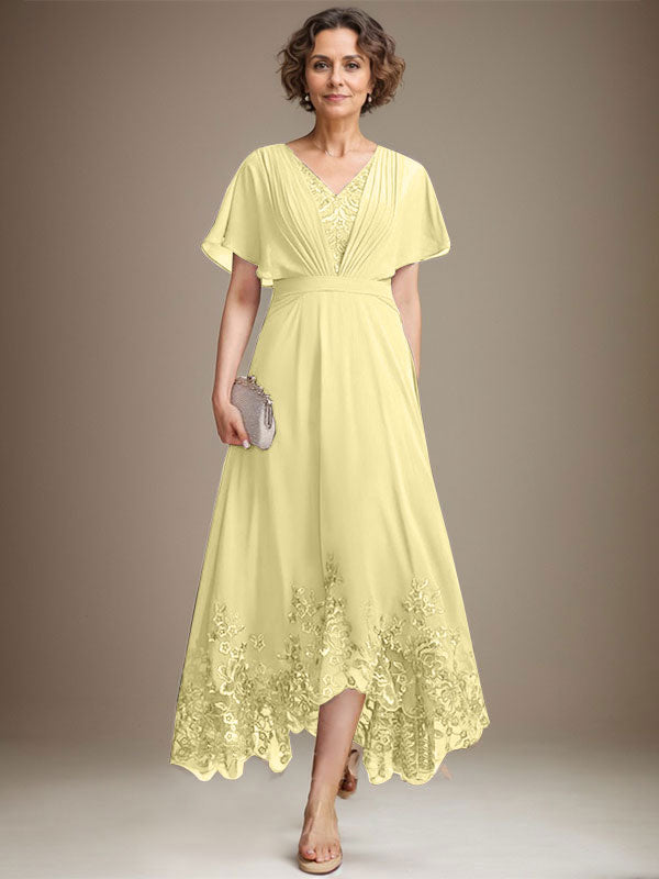 A-Linie V-Ausschnitt Asymmetrisches Spitzen-Chiffon-Kleid für die Brautmutter mit Plissee