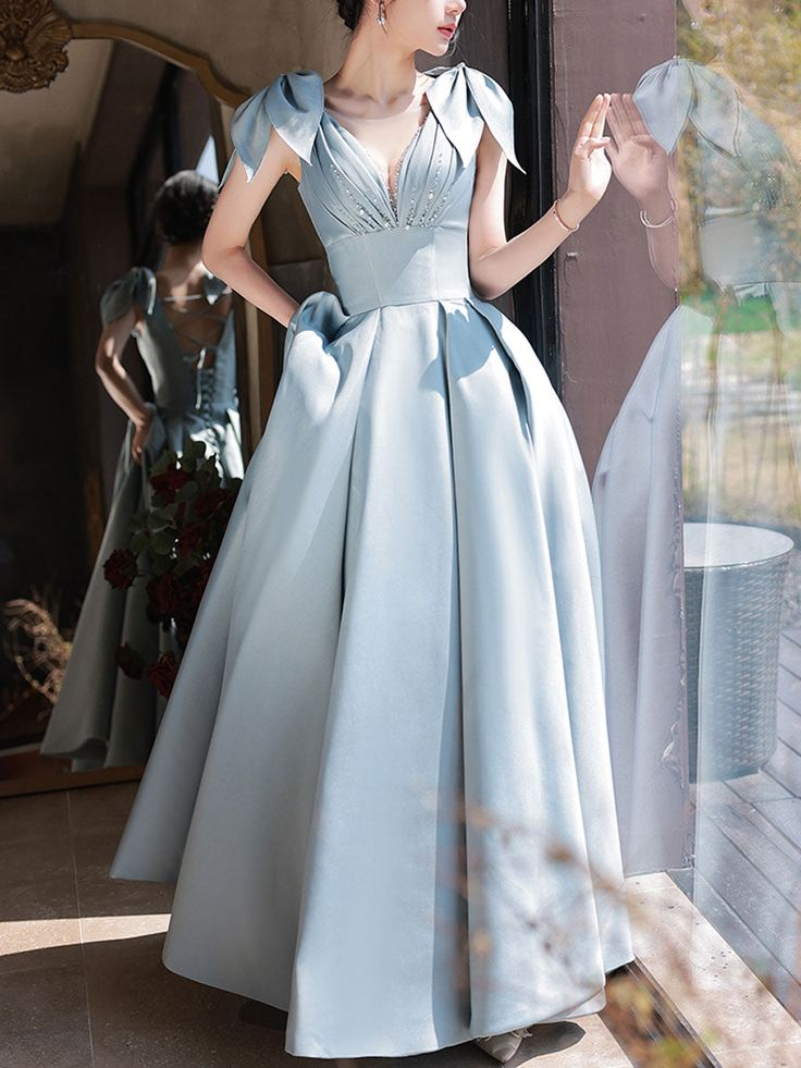 Vestido de fiesta largo de satén con escote en V azul Vestidos de noche de satén azul Y4780