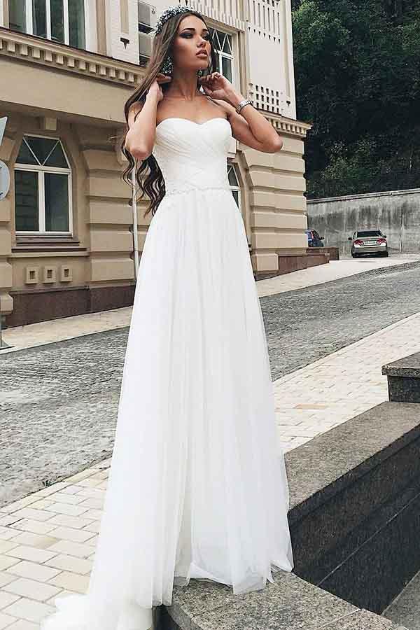 A-Linie Herzausschnitt Sweep Schleppe Tüll Brautkleid mit Applikationen WD268