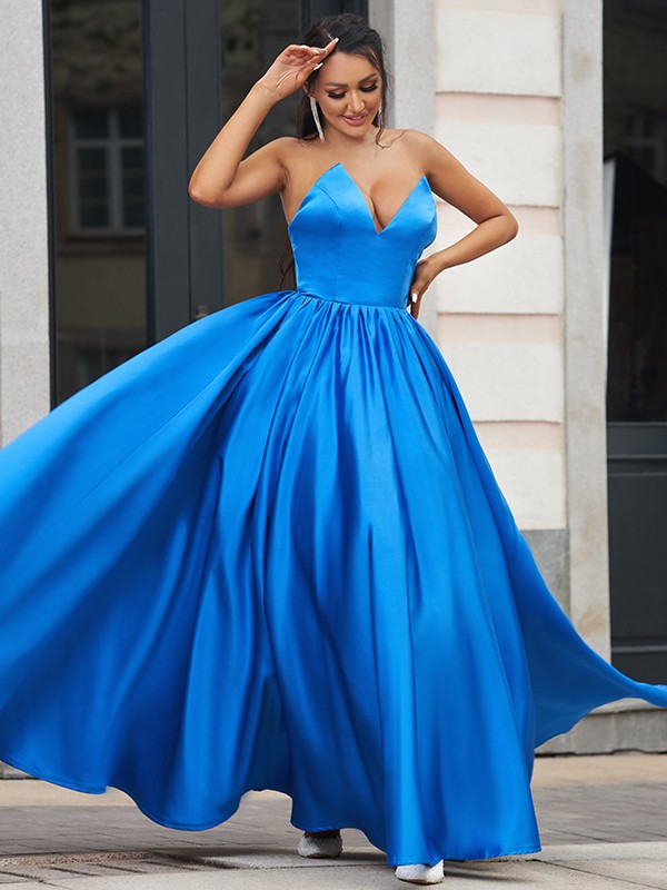 Vestidos de fiesta elegantes de satén con volantes, escote corazón, sin mangas y hasta el suelo