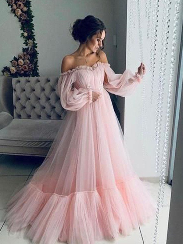 Elegante vestido de fiesta de corte A con apliques de tul, hombros descubiertos, mangas largas y largo hasta el suelo