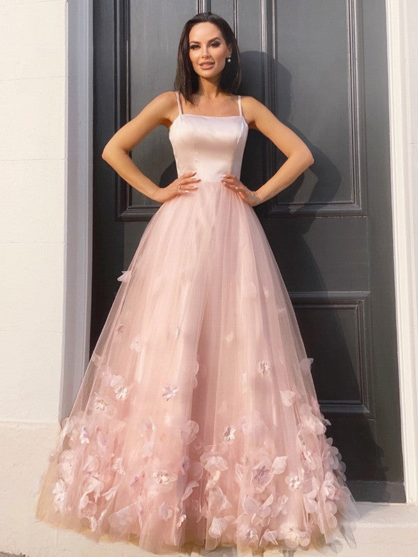 Elegante vestido de fiesta de tul con tirantes finos, flores hechas a mano y corte A, sin mangas y largo hasta el suelo
