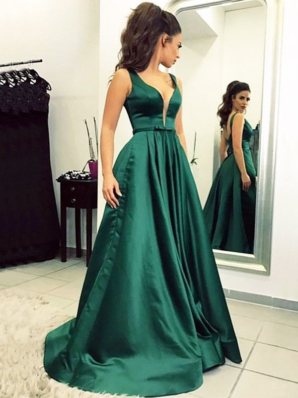 A-Linie/Elegant V-Ausschnitt Rüschen Satin Ballkleider