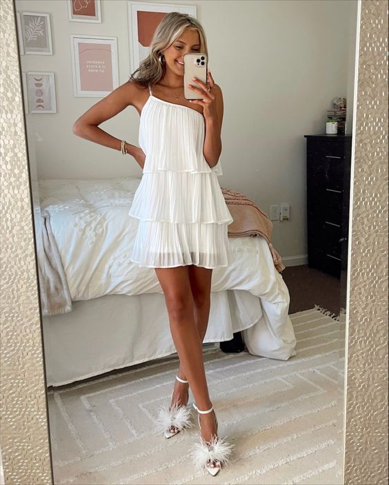 White Pleated One-shoulder Graduation Dress White Short Homecoming Dress Y1846